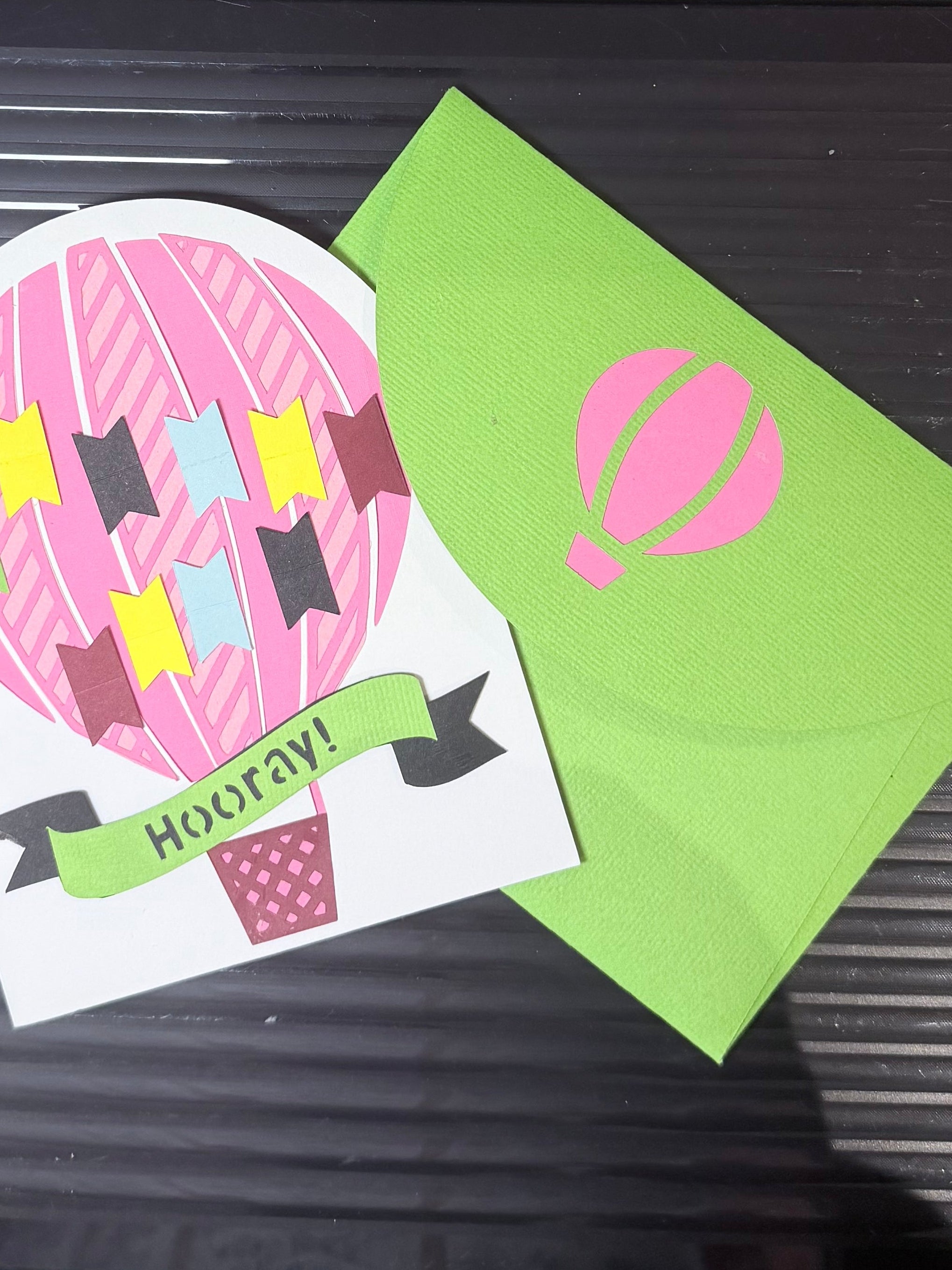 Hooray Ballon Card